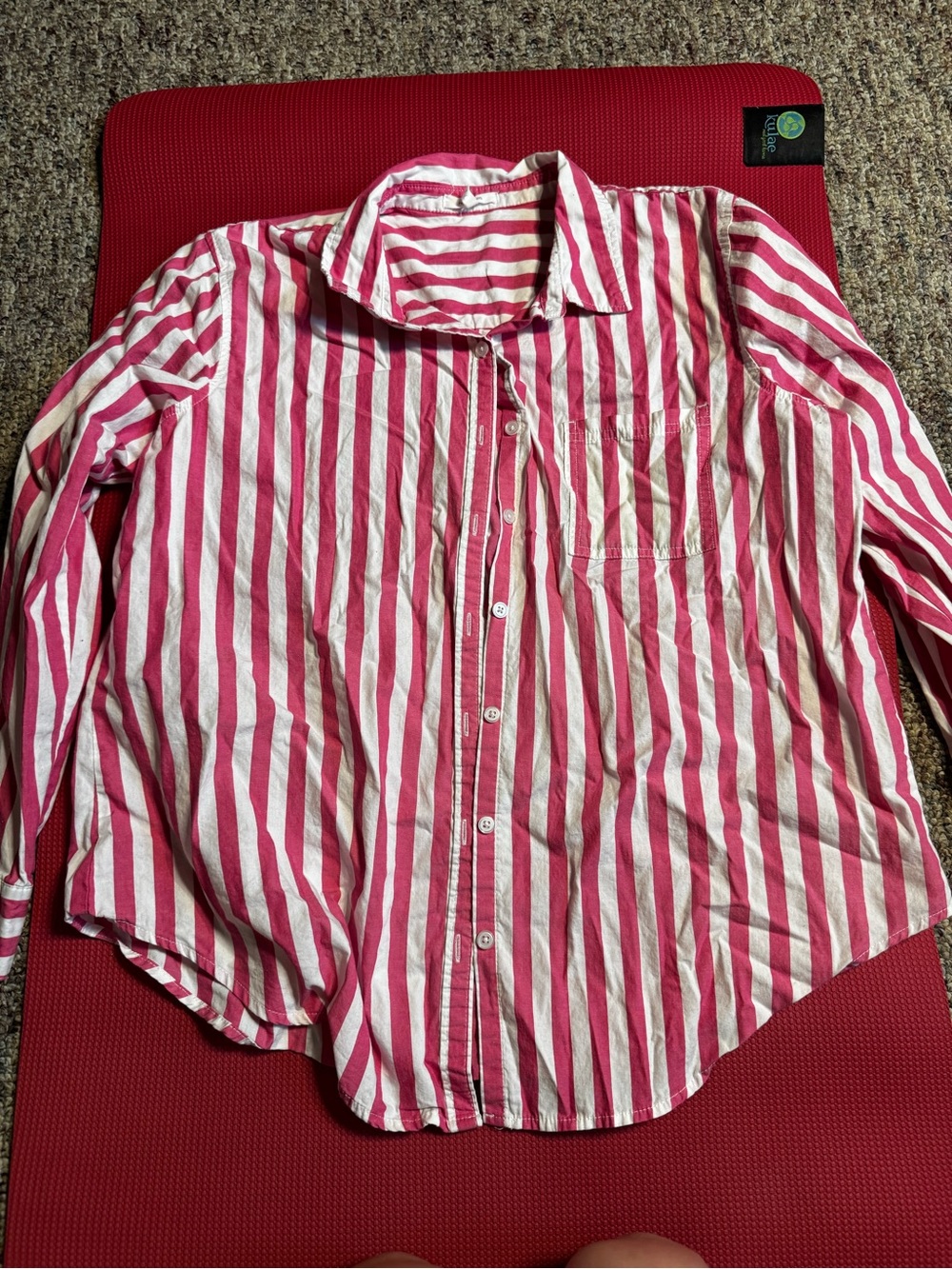 Button up - Picture 1 of 2